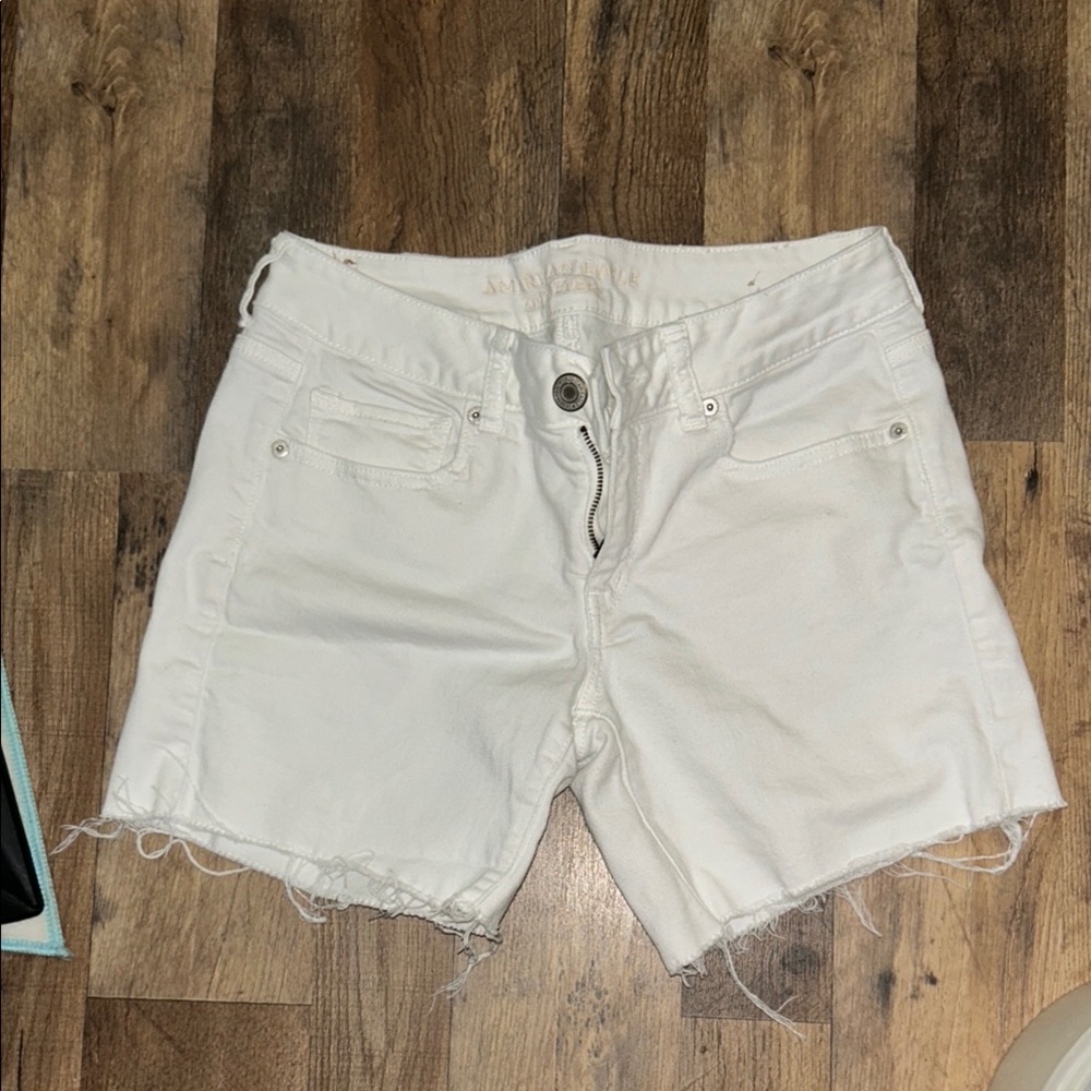 American Eagle Outfitters White Jean Shorts Distressed Frayed Hem